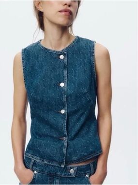 Zara Sleeveless Washed Denim Button-Front Vest - Blue
